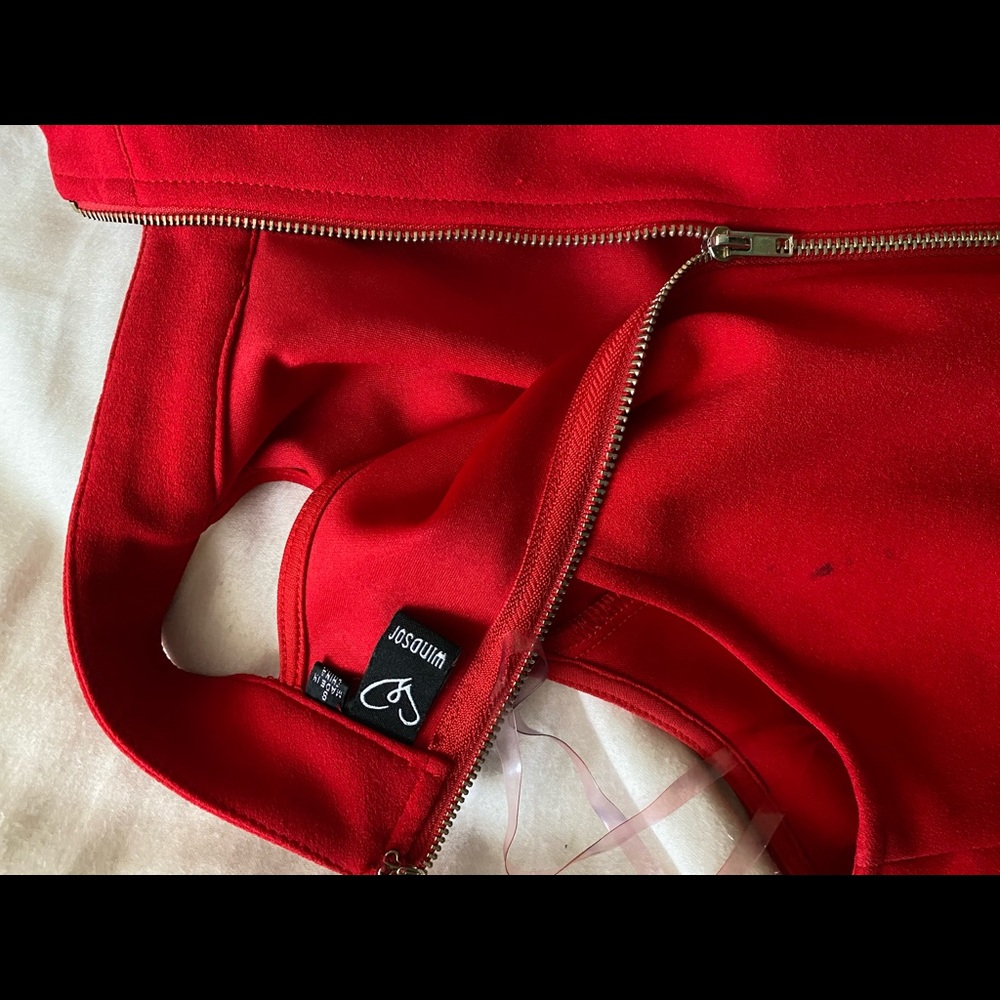 Red top - Picture 3 of 3